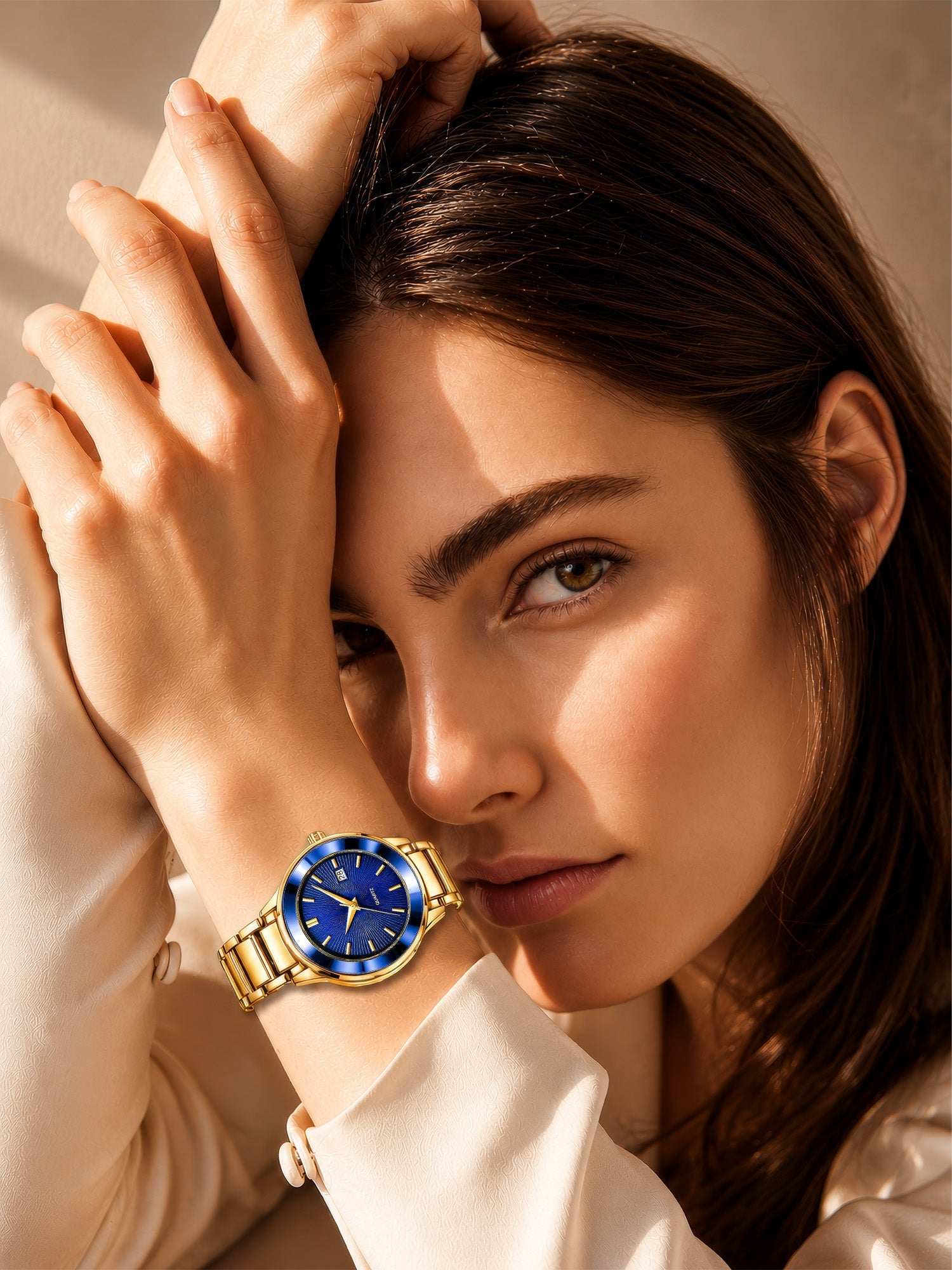 LOOKHAA Women Gold-Toned & Blue Textured Dial Analogue Watch with Date Display lookhaa